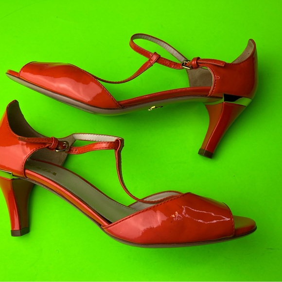 Prada Women’s Authentic Orange Stiletto Open Toe Heels Size 38 - Picture 4 of 9